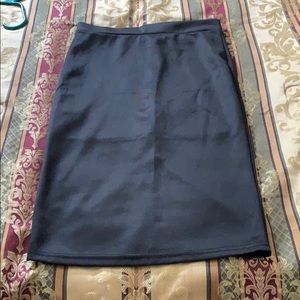 Black midi skirt